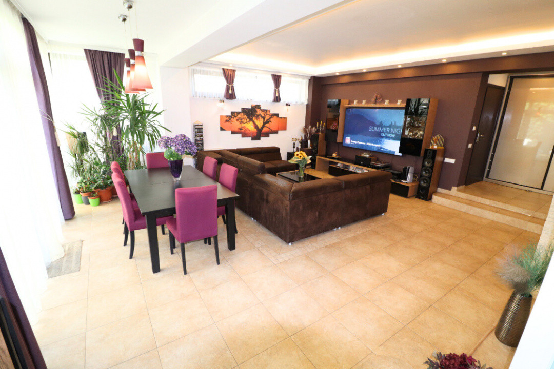 Salajan - vila superba cu 2 etaje - living 48mp fara stalpi