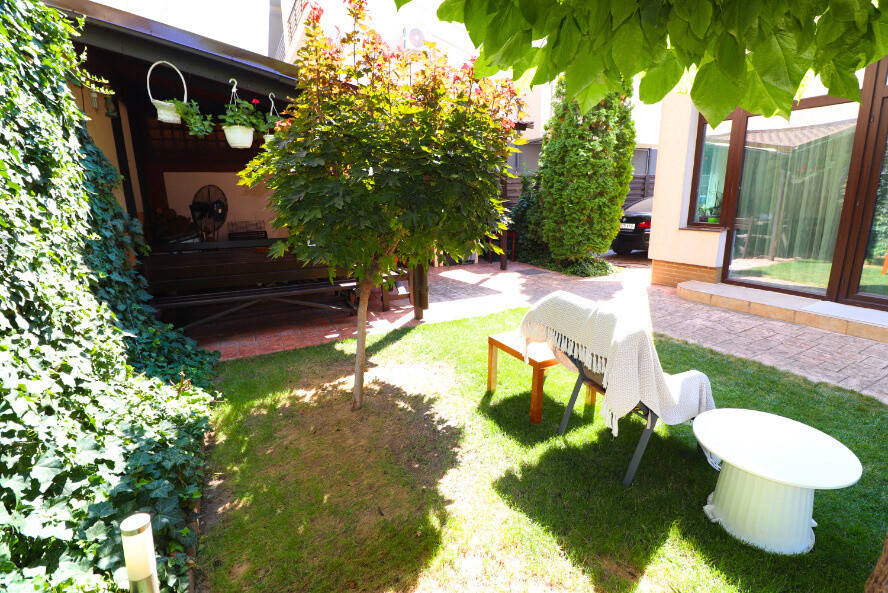 Salajan - vila superba cu 2 etaje - living 48mp fara stalpi