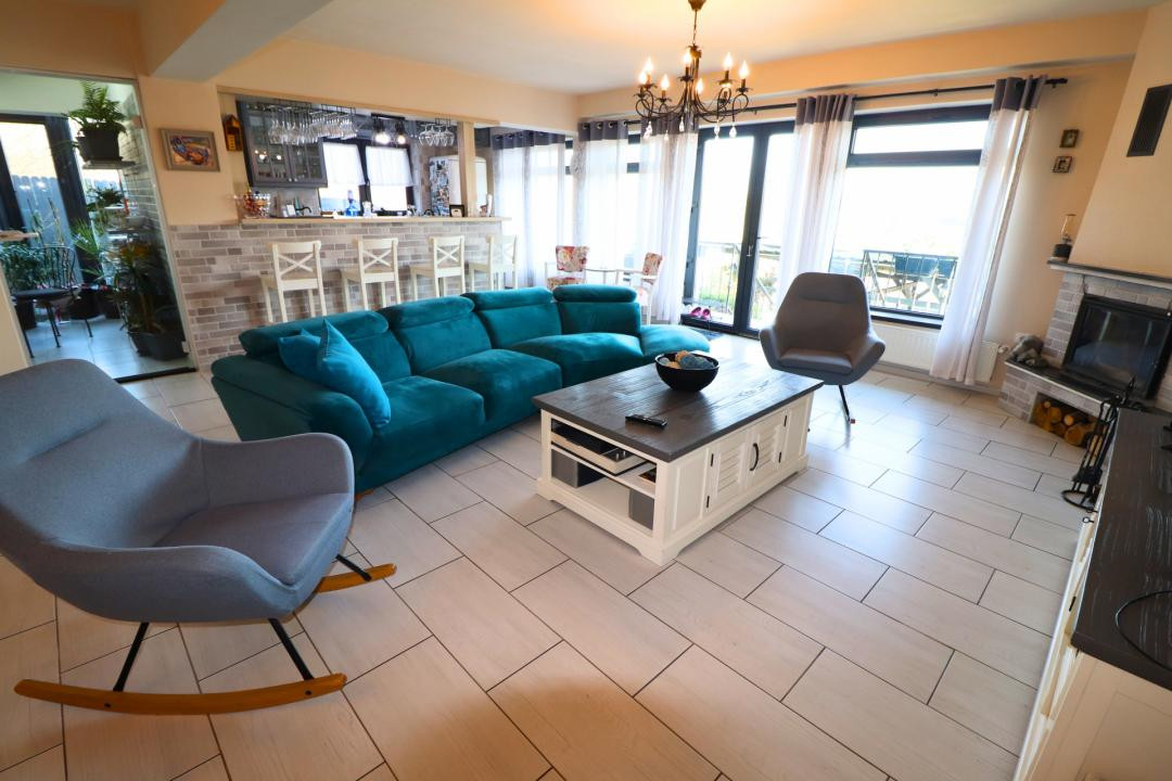 Vila cu deschidere la lac - Branesti - constructie 2016 - mobilata si utilata