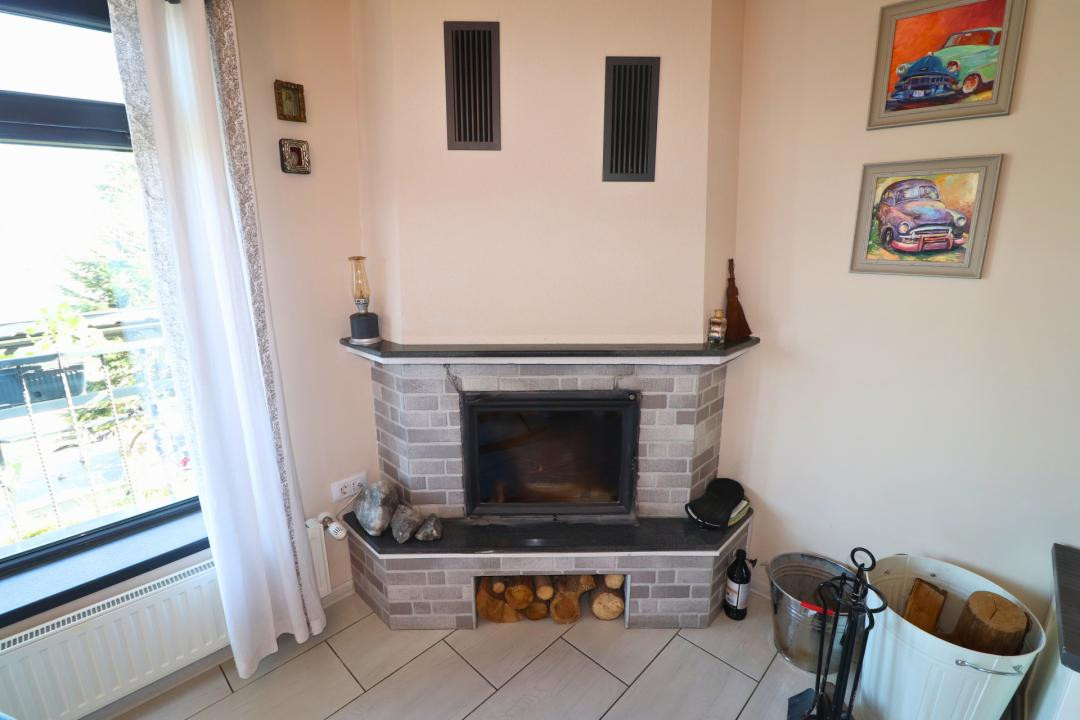 Vila cu deschidere la lac - Branesti - constructie 2016 - mobilata si utilata