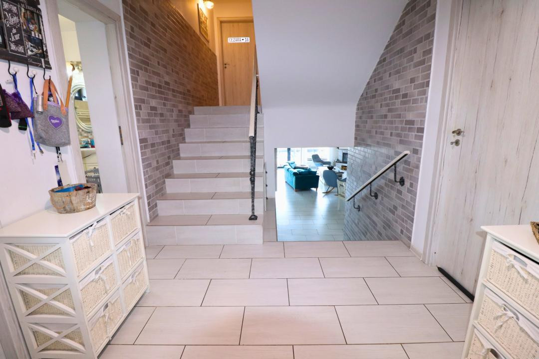 Vila cu deschidere la lac - Branesti - constructie 2016 - mobilata si utilata