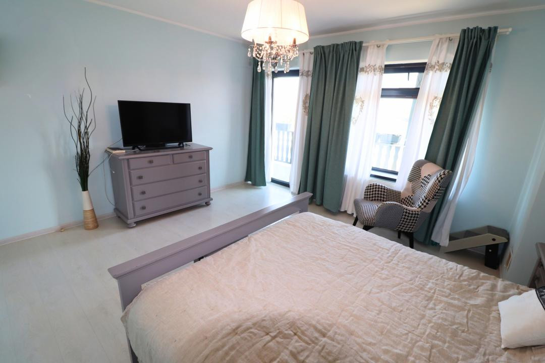 Vila cu deschidere la lac - Branesti - constructie 2016 - mobilata si utilata