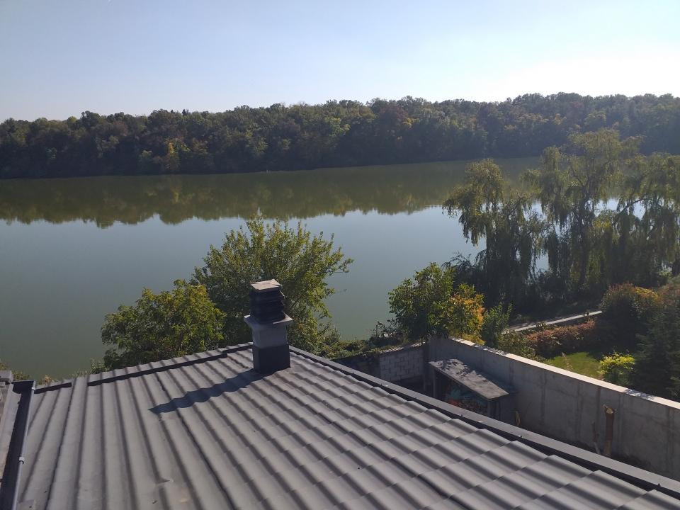 Vila cu deschidere la lac - Branesti - constructie 2016 - mobilata si utilata