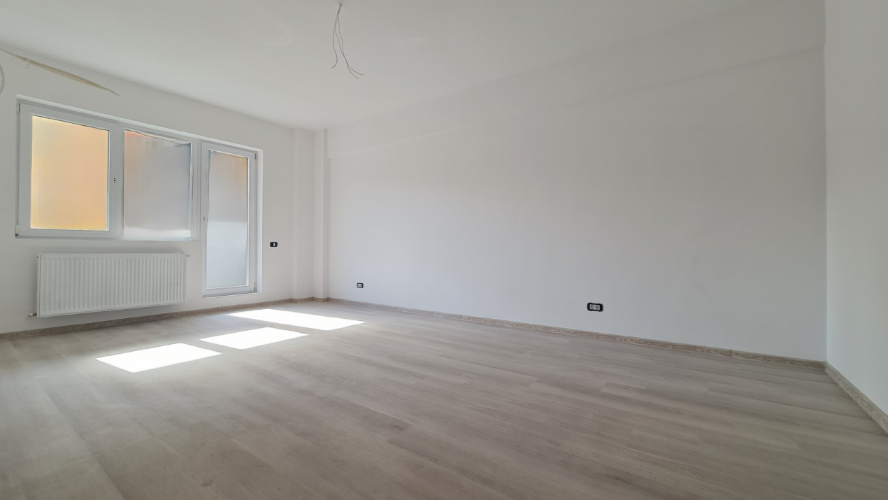 3 cam 2 balcoane | Centrala termica proprie | Metrou Teclu