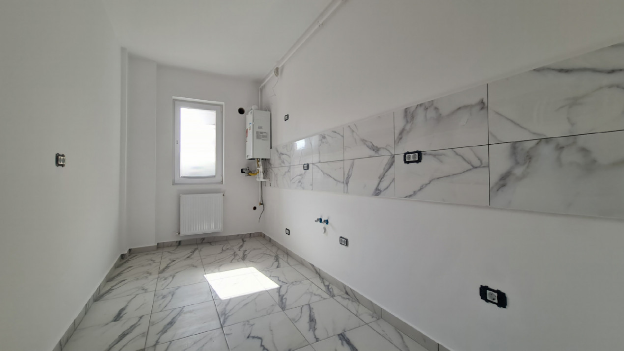 3 cam 2 balcoane | Centrala termica proprie | Metrou Teclu