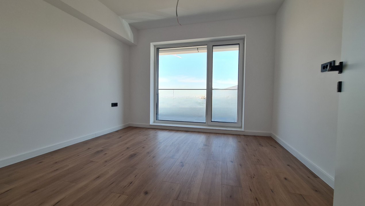 3 cam 2 balcoane | Centrala termica proprie | Metrou Teclu