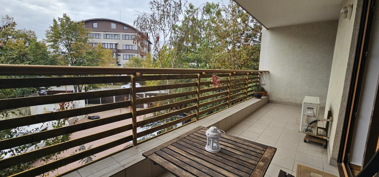 Doi Cocosi - Straulesti - 3 camere cu parcare si boxa incluse