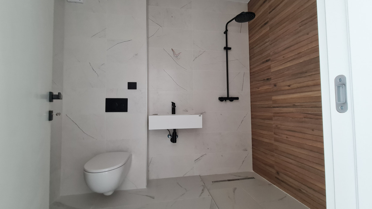3 camere cu 2 balcoane, Incalzire in pardoseala, Izolare Fonica